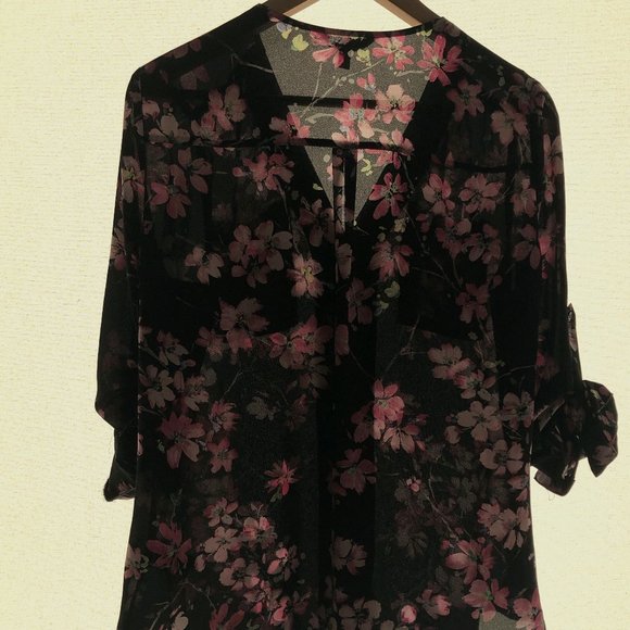 Express - Portofino Shirt - Black Floral - Picture 2 of 2